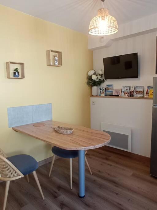 Bréhal A 50 M De La Plage, Appartement De 35 M2 : Les Pieds Sales מראה חיצוני תמונה