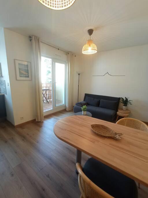Bréhal A 50 M De La Plage, Appartement De 35 M2 : Les Pieds Sales מראה חיצוני תמונה